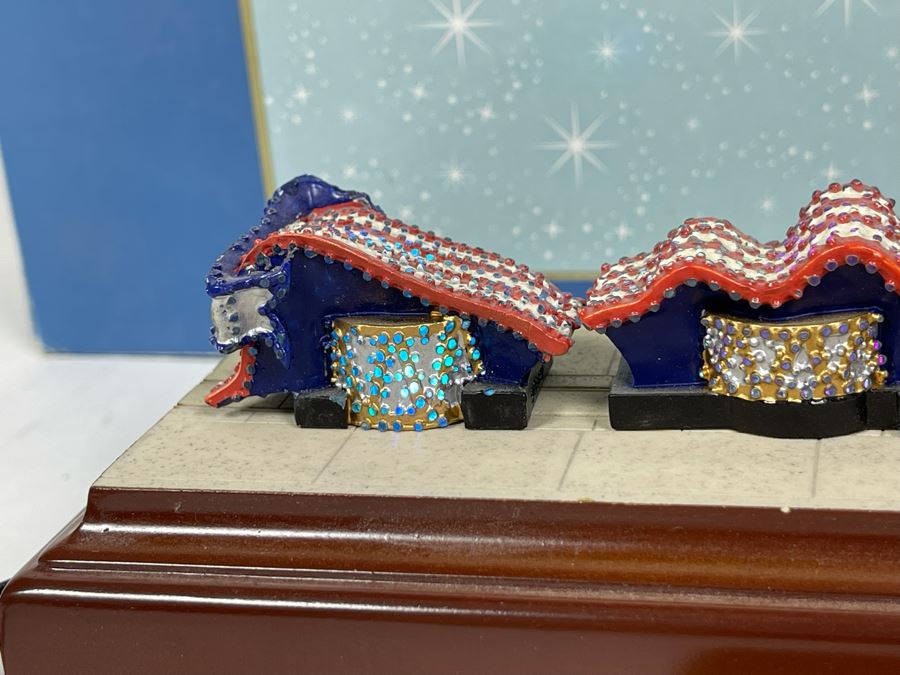 HAND SIGNED Robert Olszewski Disneyland Main Street, USA Collection: First Edition Main Street Electrical Parade (Set #5) By Robert Olszewski Disney Theme Park Attraction Miniature Model With Box And COA DL0605 (Double Signed) [Photo 12]