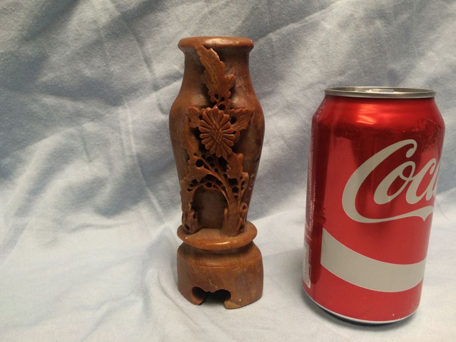 Chinese Hand Carved Soapstone Carving Vase [Photo 1]