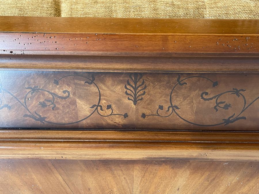 Stunning Henredon Cal King Wooden Bed With Sealy Posturepedic Valance Mattress, Boxspring And Bedding [Photo 11]