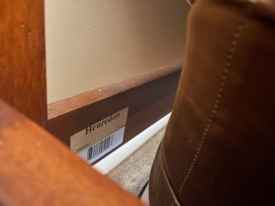 Stunning Henredon Cal King Wooden Bed With Sealy Posturepedic Valance Mattress, Boxspring And Bedding [Photo 25]