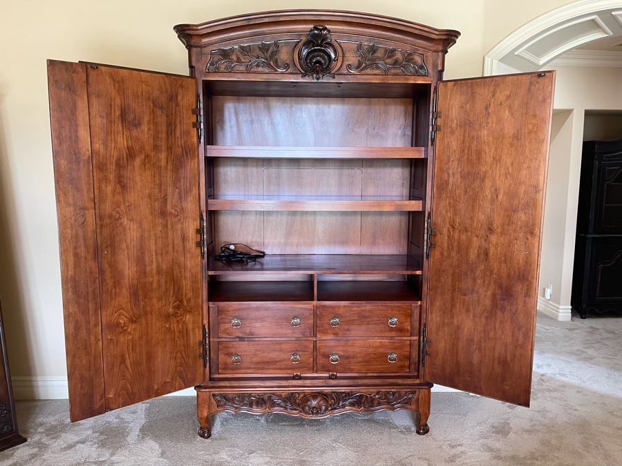 Stunning Henredon Gentleman's Dresser Armoire Cabinet 5'1'W X 26'D X 8'6'H [Photo 18]
