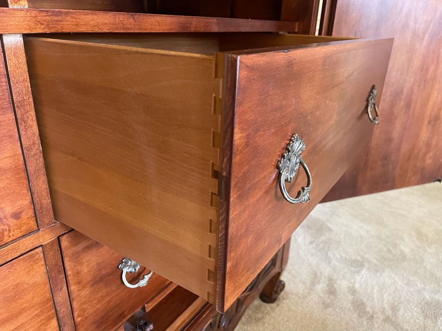 Stunning Henredon Gentleman's Dresser Armoire Cabinet 5'1'W X 26'D X 8'6'H [Photo 21]