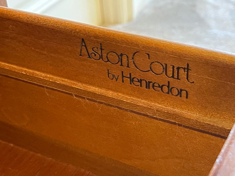 Aston Court By Henredon Wooden Armoire Cabinet Dresser 5'4'W X 21D X 6'10'H [Photo 9]