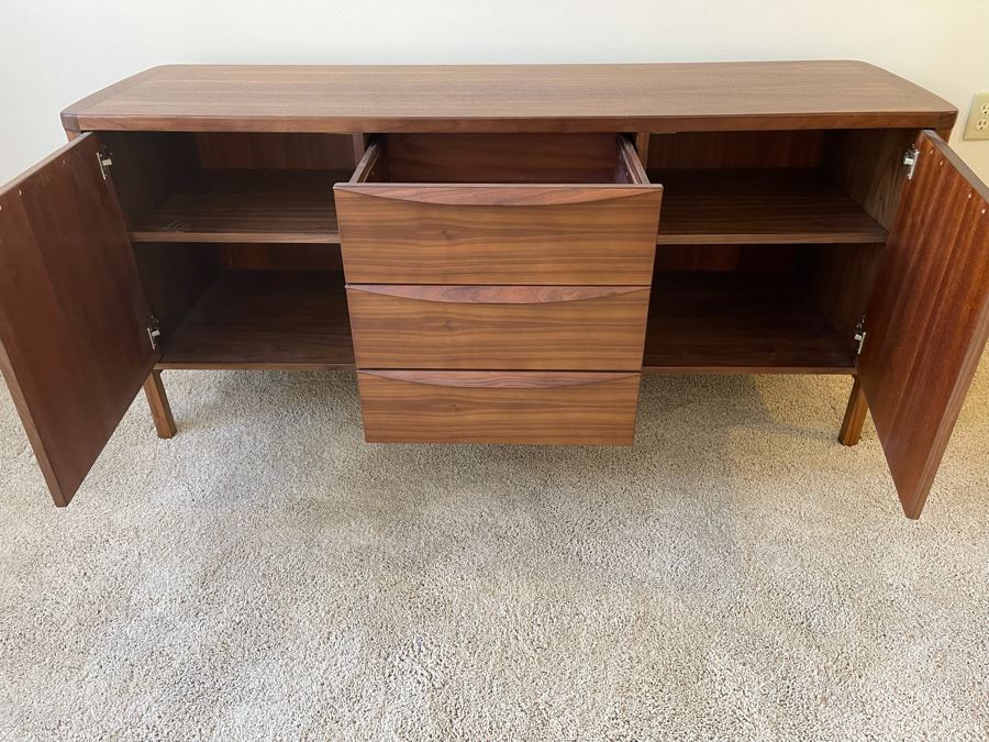 Walnut Mid-Century Style Buffet Credenza [Photo 8]