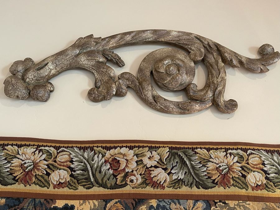 Large Tapestry 'The Royal Hunt' After C. Detti 8'6' X 5'2' Includes Three Ornamental Accent Pieces Above Tapestry [Photo 15]