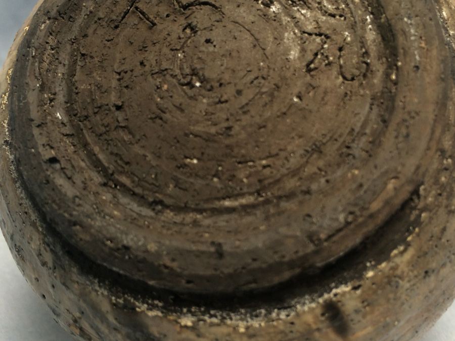 Small Signed Pottery Piece [Photo 14]