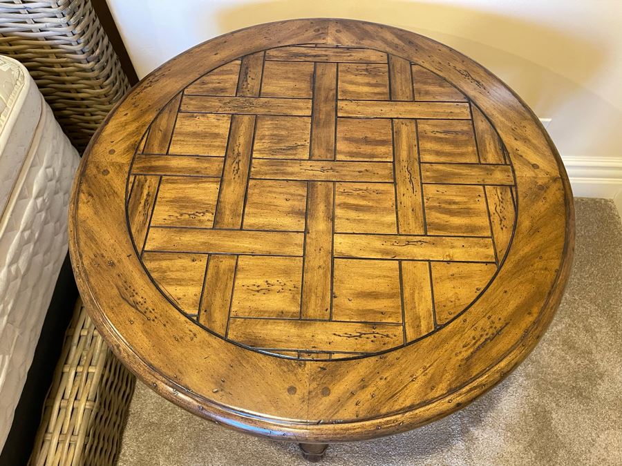 Round Wooden Side Table With Pair Of Pull Out Leaves 30W X 27H [Photo 4]