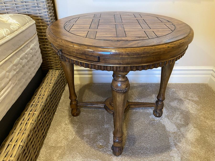 Round Wooden Side Table With Pair Of Pull Out Leaves 30W X 27H [Photo 5]