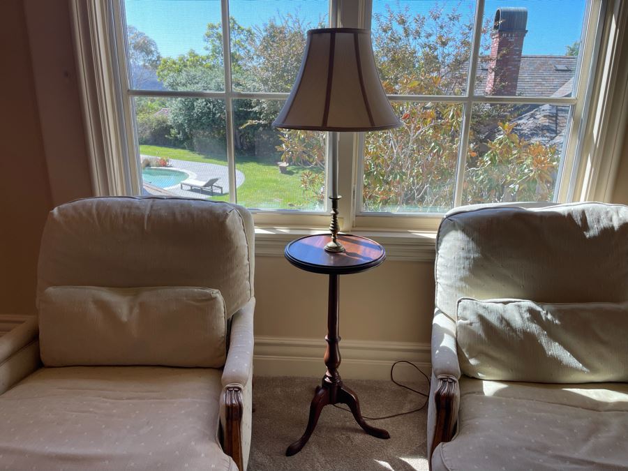 Wooden Table Floor Lamp [Photo 3]