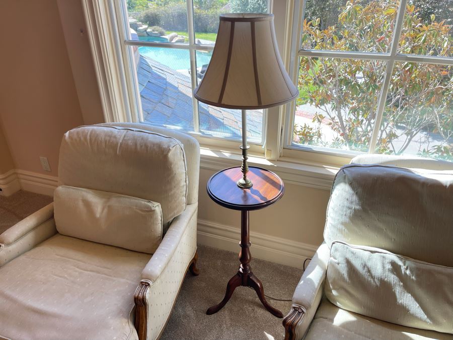 Wooden Table Floor Lamp [Photo 2]