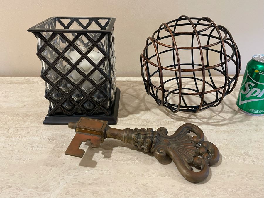 Home Decor Accent Lot: Large Metal Skeleton Key, Wire Ball And Candle Holder [Photo 3]