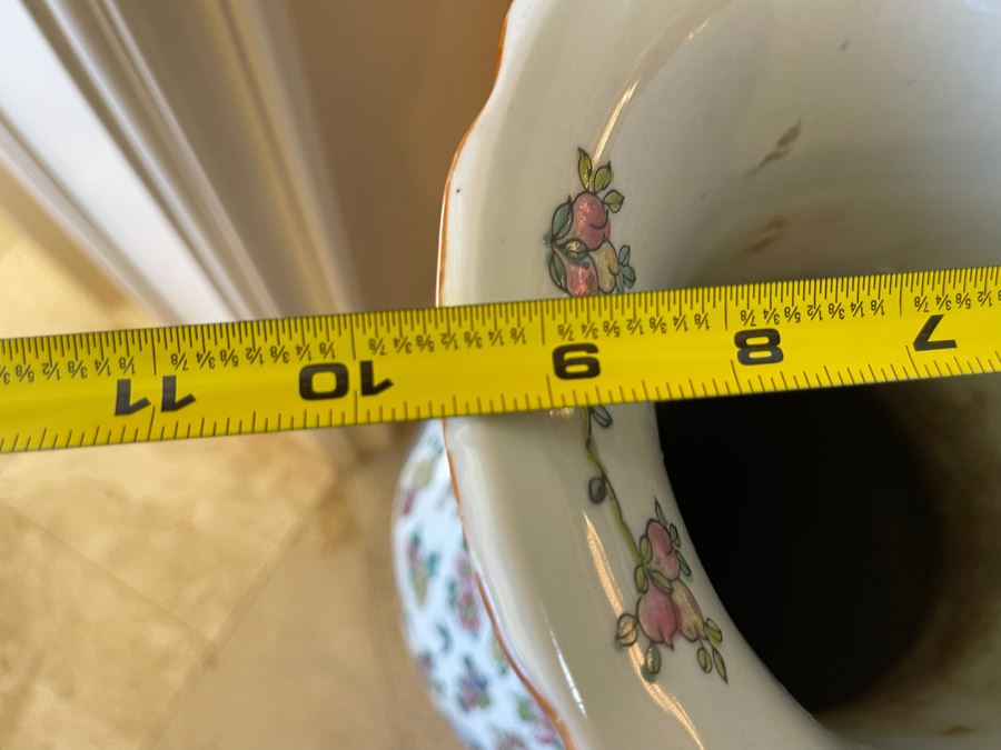 Vintage Large Chinese Signed Porcelain Vase 11W X 38H [Photo 31]