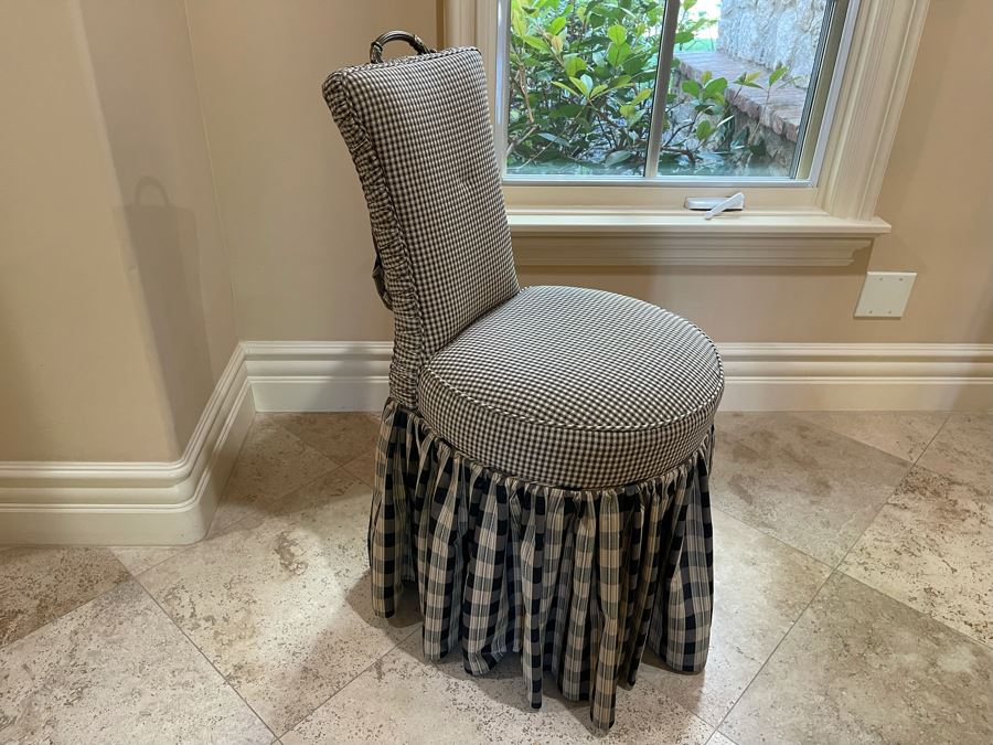 Upholstered Vanity Desk Chair [Photo 2]