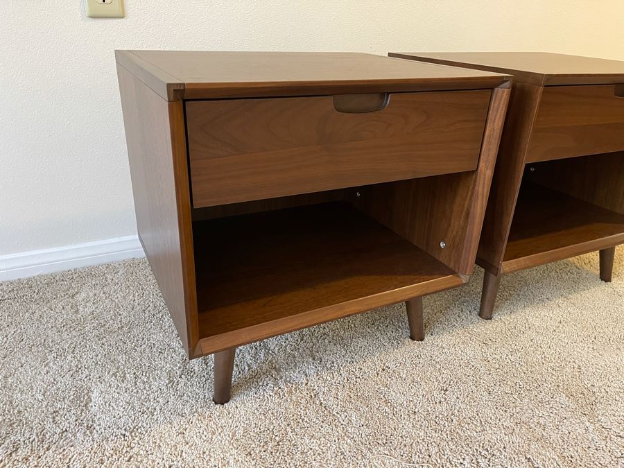 Pair Of Contemporary Mid-Century Modern Style Nightstands 20W X 16.5D X 19.5H [Photo 7]