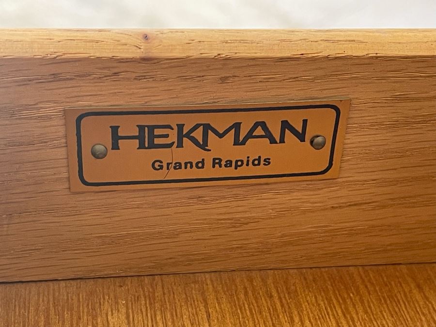 Hekman Furniture Wooden Console Sofa Table With Pair Of Drawers 58W X 18D X 27H [Photo 7]