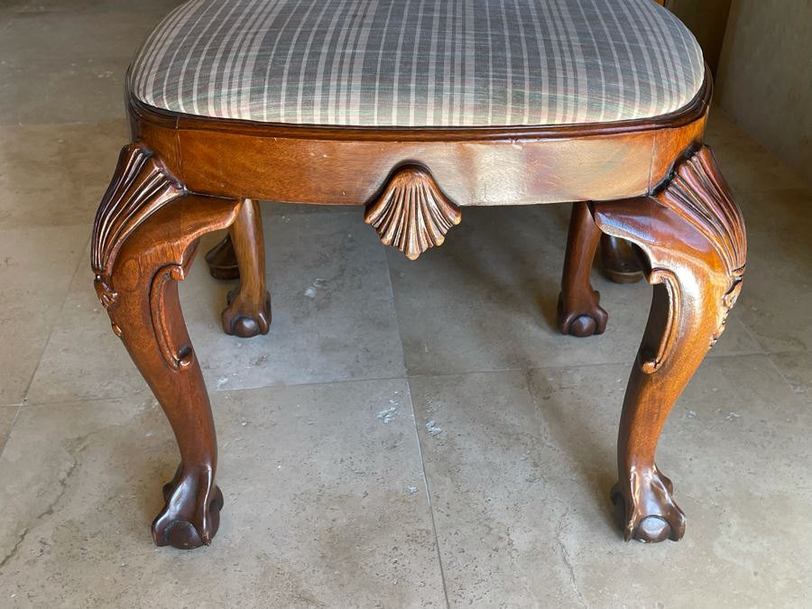 Baker Furniture Historic Charleston Reproductions Ottoman And Aston Court By Henredon Armchair [Photo 7]