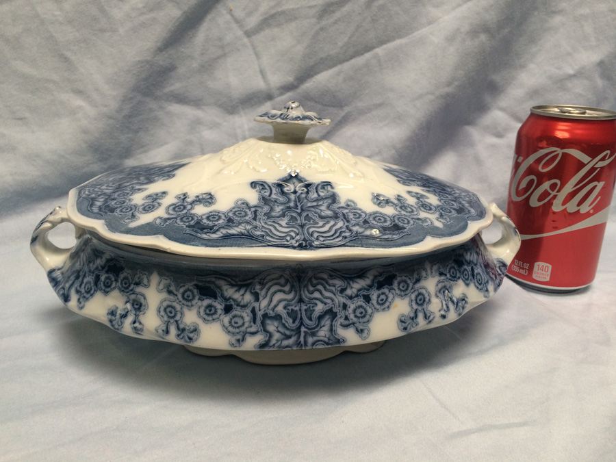 Hollinshead & Kirkham Tunstall Soup Tureen England