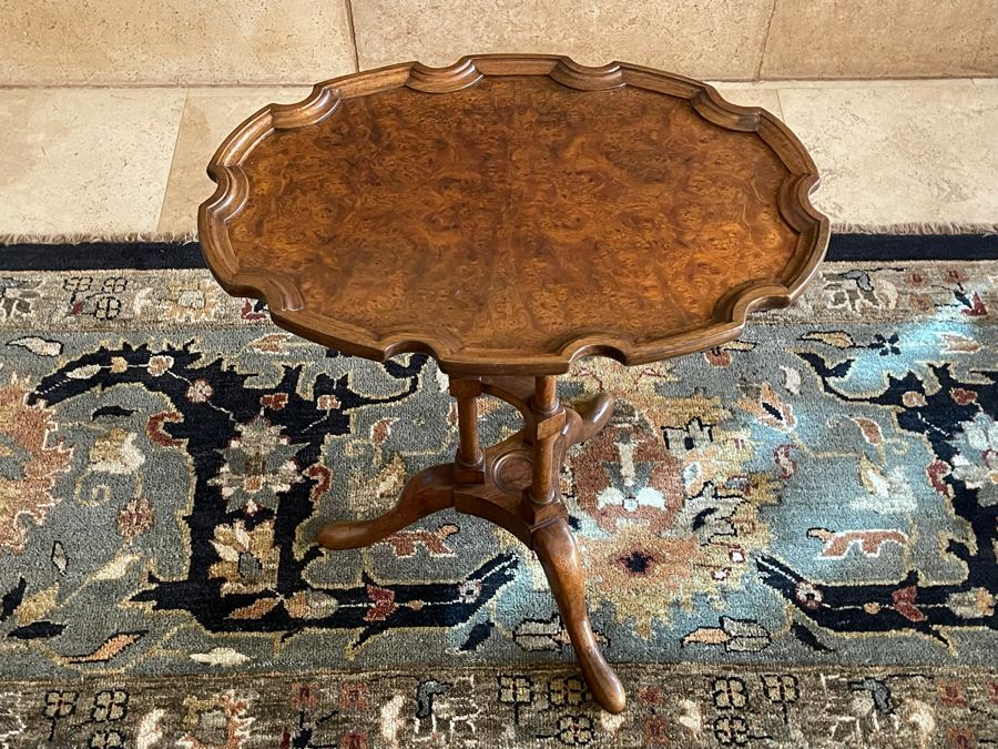 Baker Furniture Historic Charleston Reproductions Wooden Pedestal Side Table 18W X 13D X 22H [Photo 2]