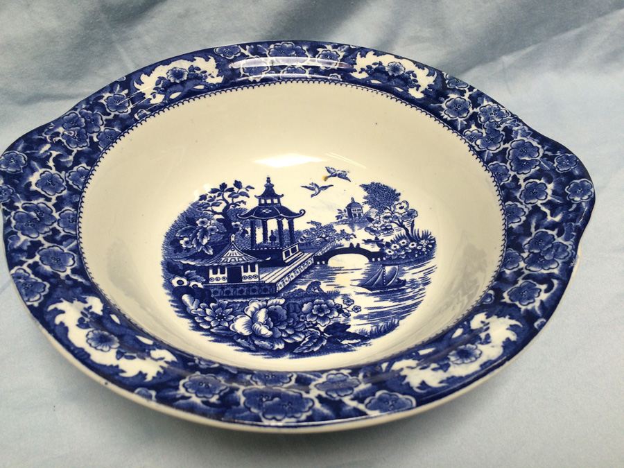 Covered Bowl England [Photo 13]