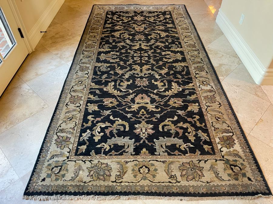 Hand Knotted Wool Area Rug 5' X 10' [Photo 4]