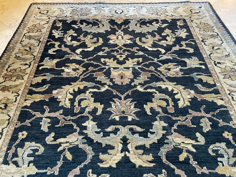 Hand Knotted Wool Area Rug 5' X 10' [Photo 8]