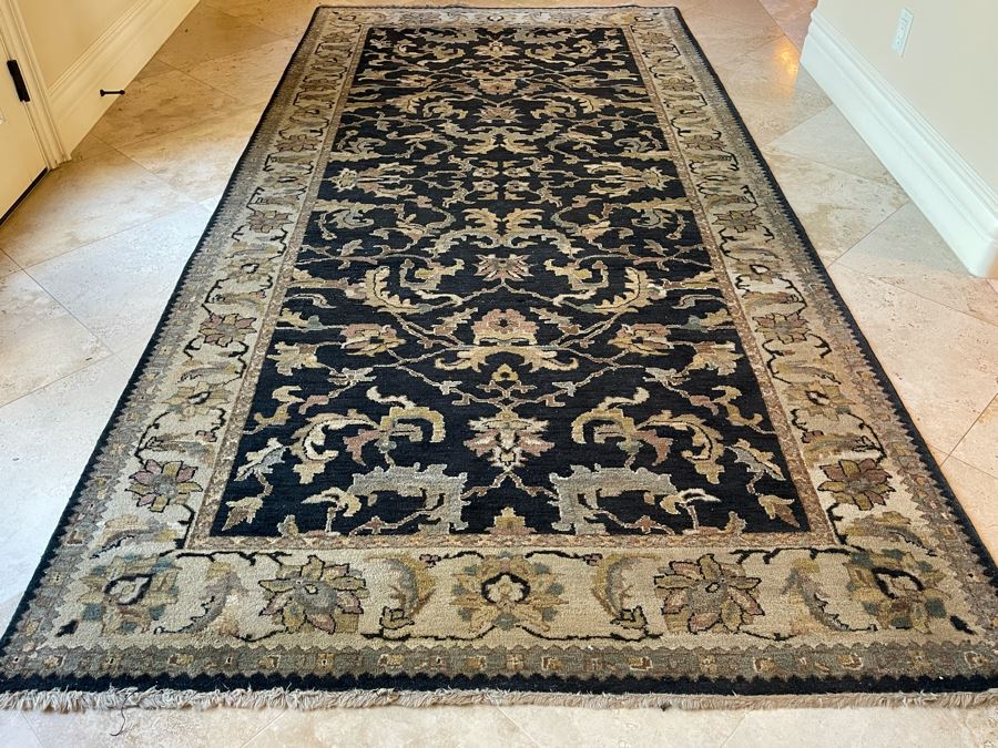 Hand Knotted Wool Area Rug 5' X 10'