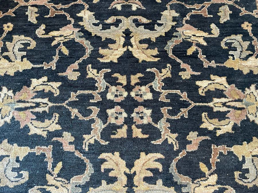 Hand Knotted Wool Area Rug 5' X 10' [Photo 7]