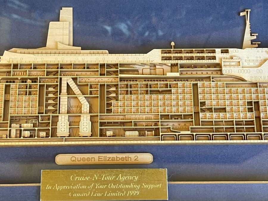 Queen Elizabeth Cutaway Wooden Ship Model 22 X 8 [Photo 6]