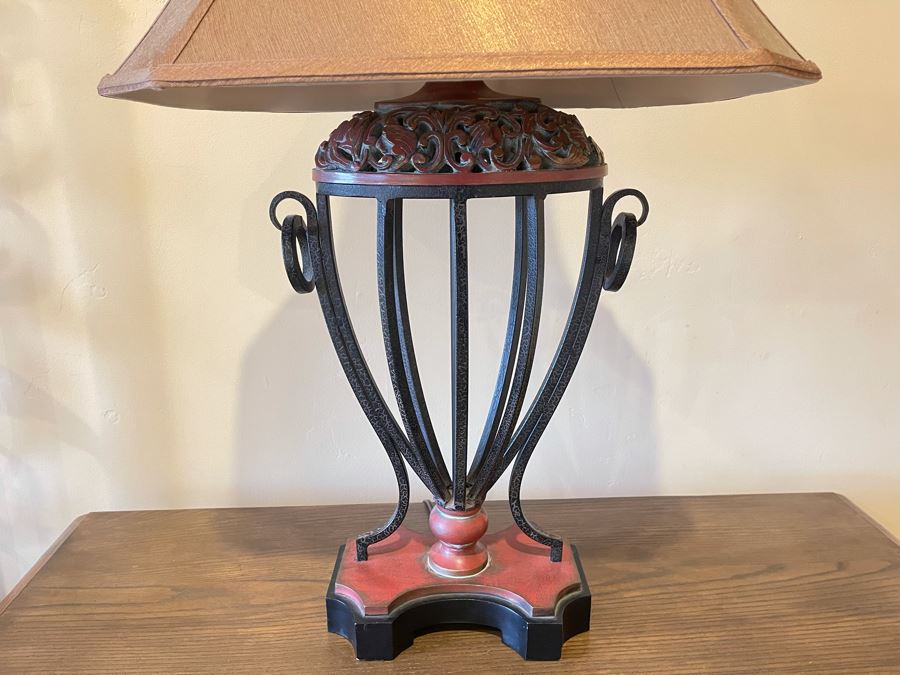 JUST ADDED - Metal Table Lamp 35H [Photo 3]