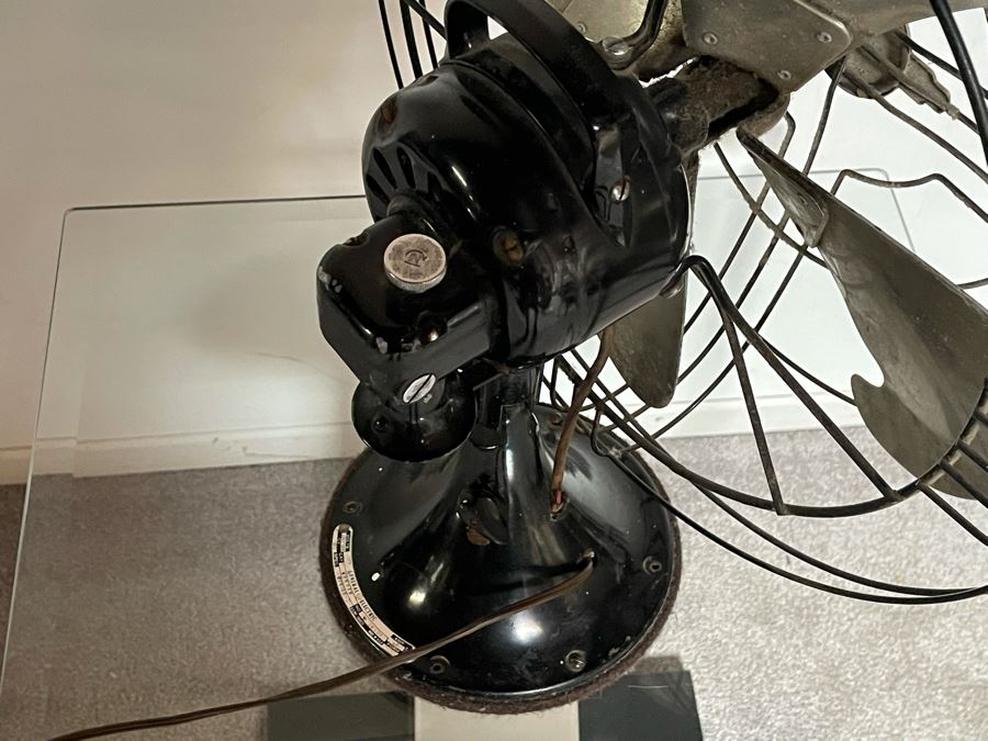 JUST ADDED - Vintage Art Deco General Electric Industrial Working Metal Fan [Photo 6]