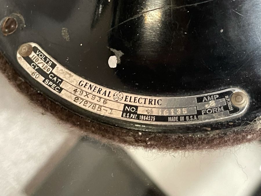 JUST ADDED - Vintage Art Deco General Electric Industrial Working Metal Fan [Photo 9]