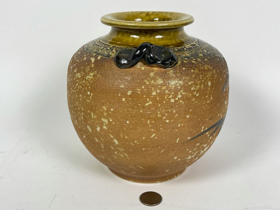 Japanese Pot 7.5W X 7.5H [Photo 4]