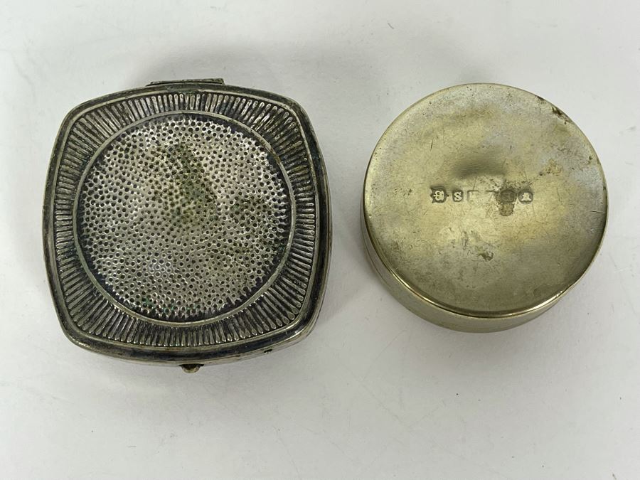 Repousse Silverplate Djer-Kiss Faires Compact And Hallmarked Repousse Silverplate Compact [Photo 5]