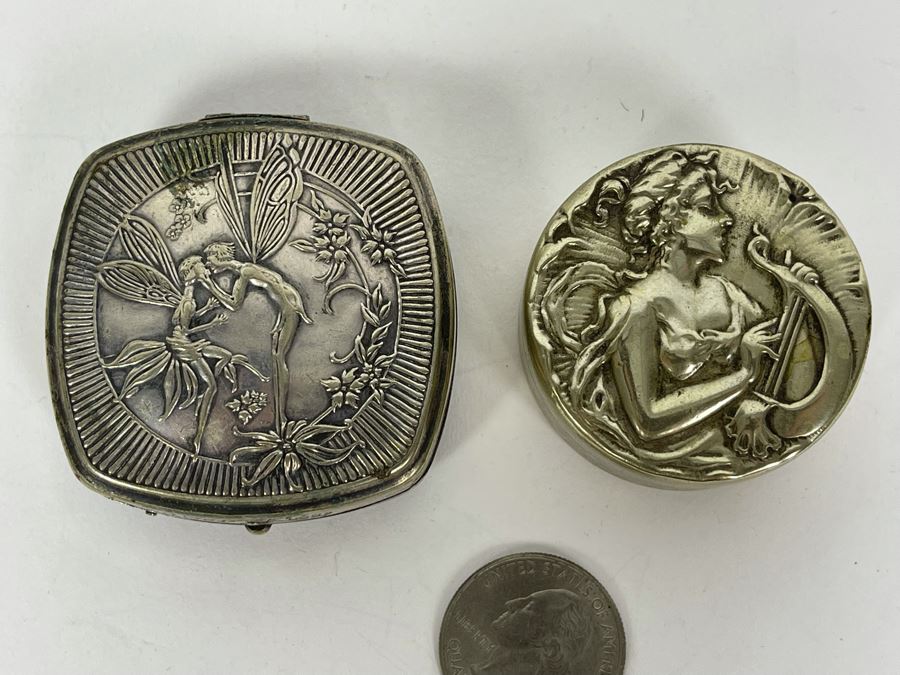 Repousse Silverplate Djer-Kiss Faires Compact And Hallmarked Repousse Silverplate Compact [Photo 2]