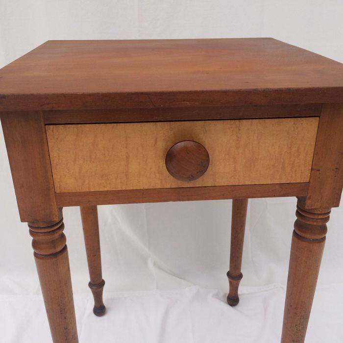 Antique Maple Single Drawer End Table [Photo 4]