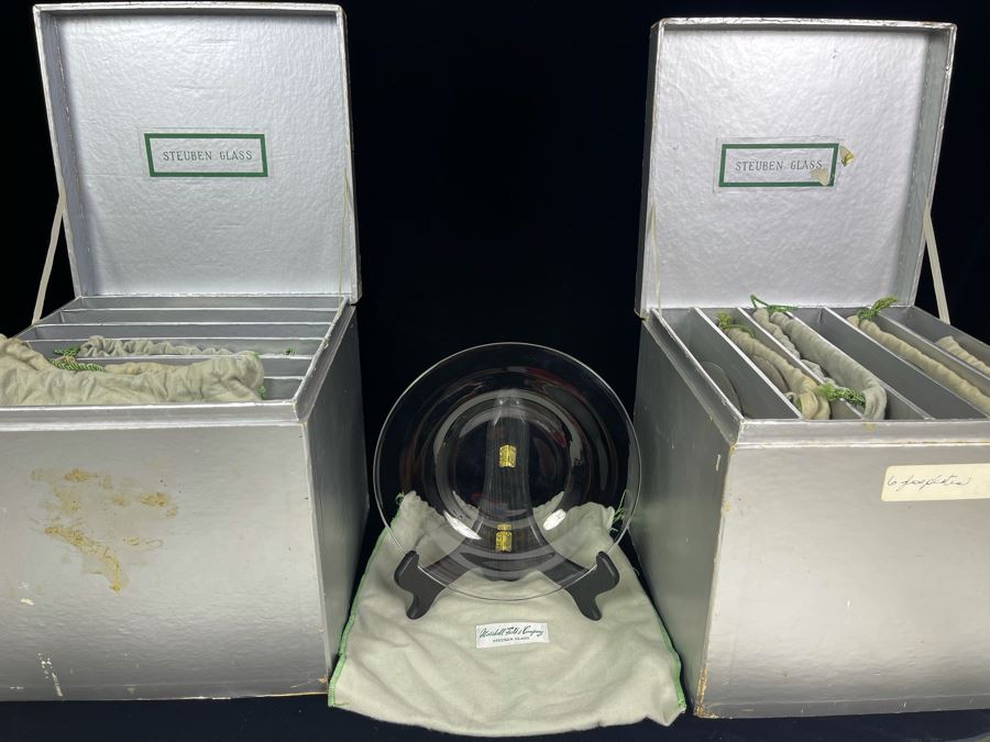 (12) Signed Steuben Clear Glass 8.5'R Plates With Original Boxes From Marshall Field & Company Steuben Glass Room [Photo 2]