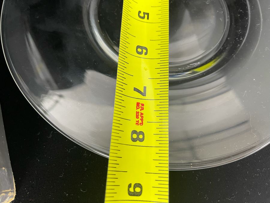 (12) Signed Steuben Clear Glass 8.5'R Plates With Original Boxes From Marshall Field & Company Steuben Glass Room [Photo 9]