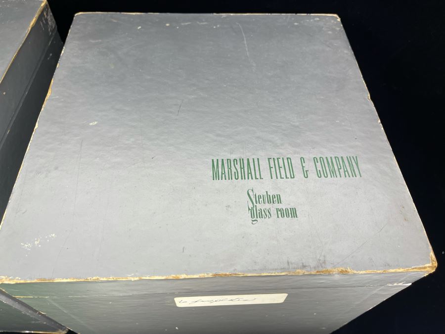 (12) Signed Steuben Clear Glass 8.5'R Plates With Original Boxes From Marshall Field & Company Steuben Glass Room [Photo 10]