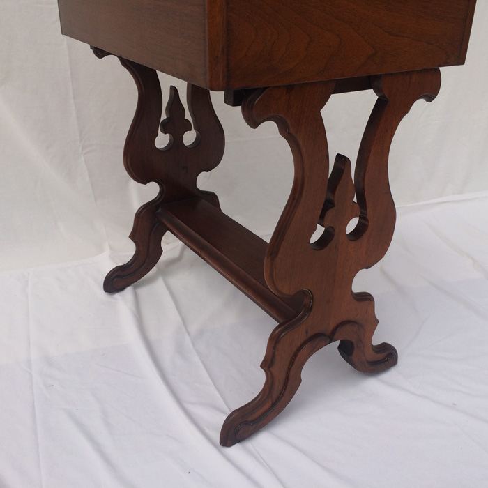 Antique Sewing Harp Table, Two Drawers, Mahogany [Photo 23]
