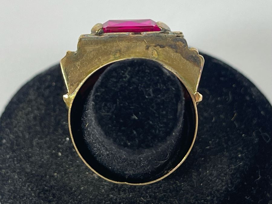 18K Gold Synthetic Sapphire Ring Size 9 10.4g FMV $300 Retail $900 [Photo 9]