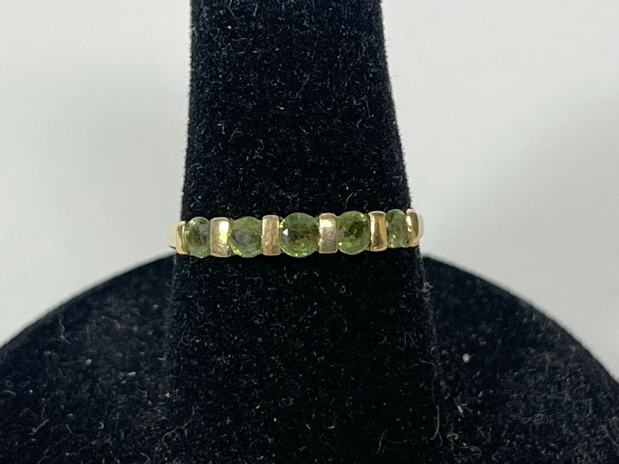 10K Gold Peridot Ring Size 6 1.3g [Photo 2]