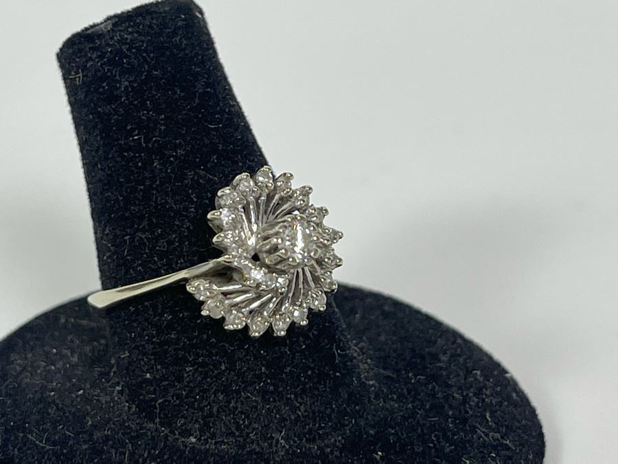 14K Gold Diamond Ring Size 7.5 3.3g FMV $450 Retail $1,350