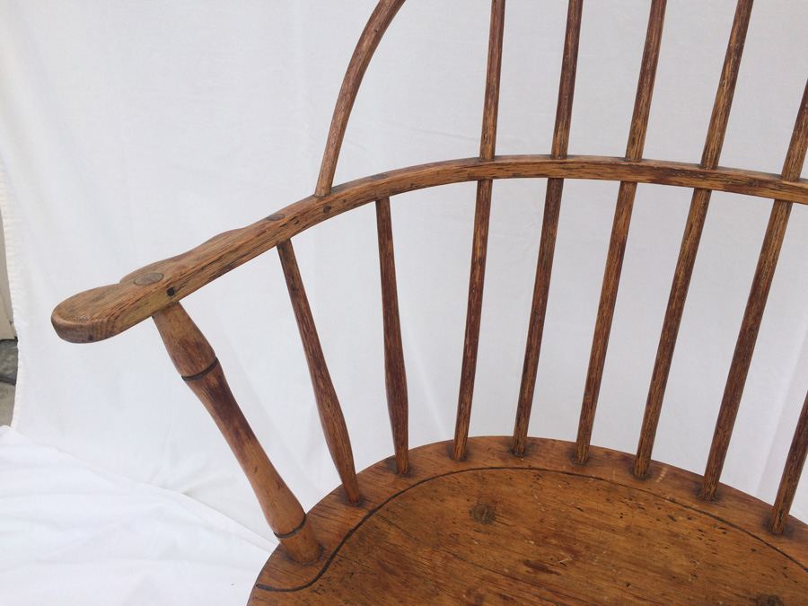 New England Sack-Back Windsor Armchair ca. 1810-1820 - Estimate $300-$400 As Found [Photo 7]