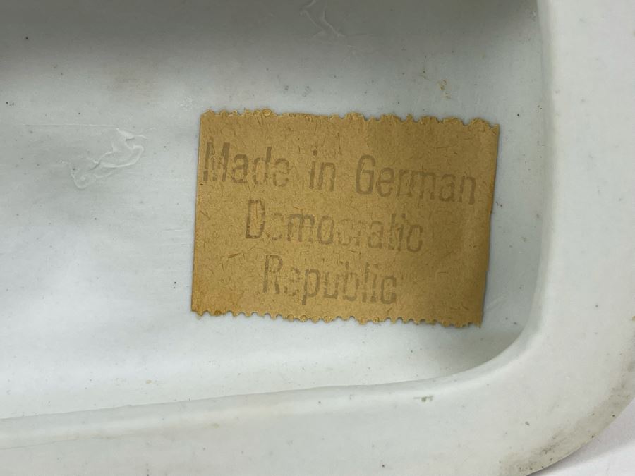 Pair Of Handpainted Porcelain Horses Figurines Titled Soult And Pajol Made In German Democratic Republic 9W X 4.5D X 12H [Photo 25]