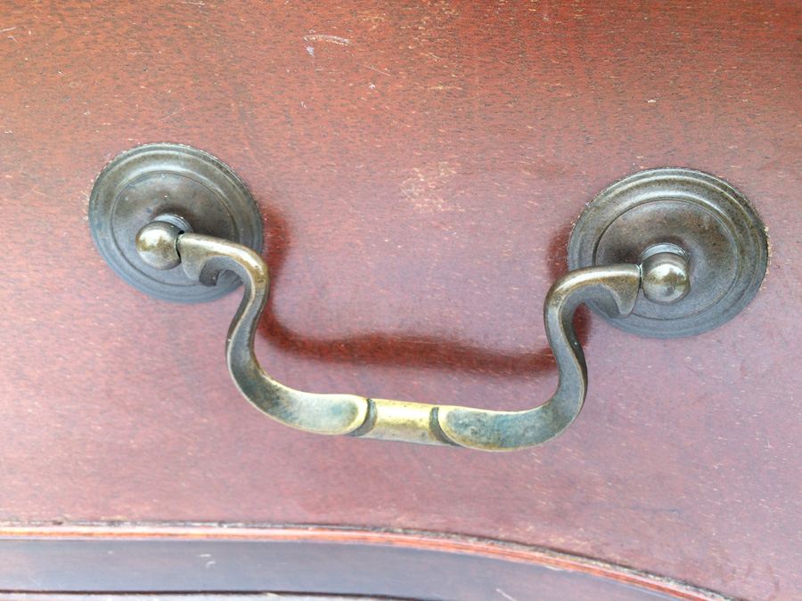 Vintage Four Drawer Mahogany Dresser, Serpentine Front [Photo 9]