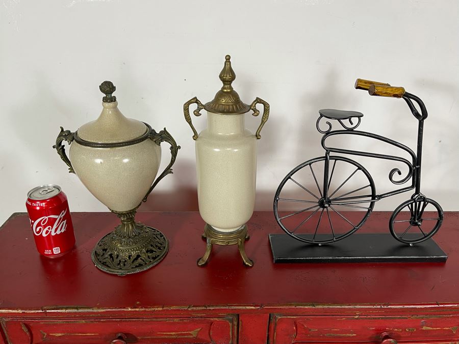 Accent Home Decor Lot - 3 Items [Photo 3]