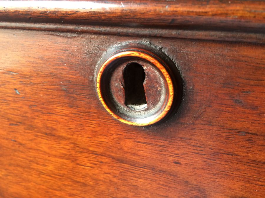 Victorian Three Drawer Dresser, Carved Pulls, Curved [Photo 7]