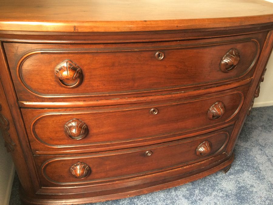 Victorian Three Drawer Dresser, Carved Pulls, Curved [Photo 16]