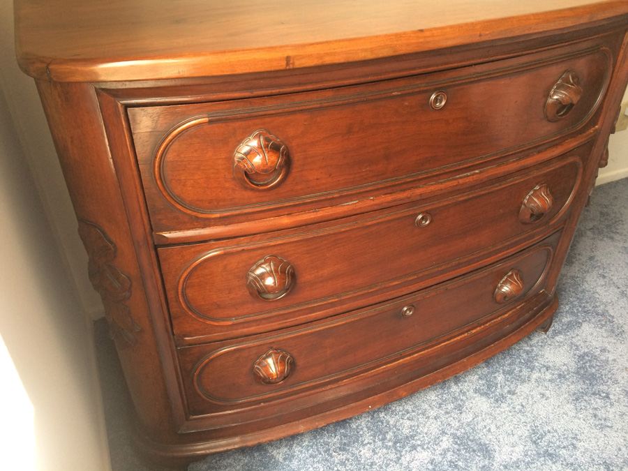 Victorian Three Drawer Dresser, Carved Pulls, Curved [Photo 12]