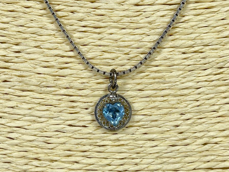 JUST ADDED - Sterling Silver 20' Necklace With Sterling Silver Blue Stone Pendant 6.6g [Photo 5]